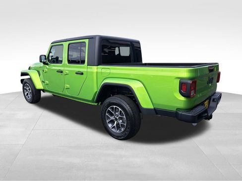 New 2025 Jeep Gladiator Sport AWD/4WD image 8