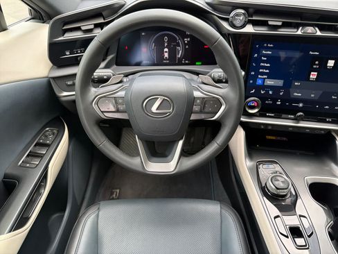 Used 2023 Lexus RZ 450e Premium w/ Technology Package AWD/4WD image 15