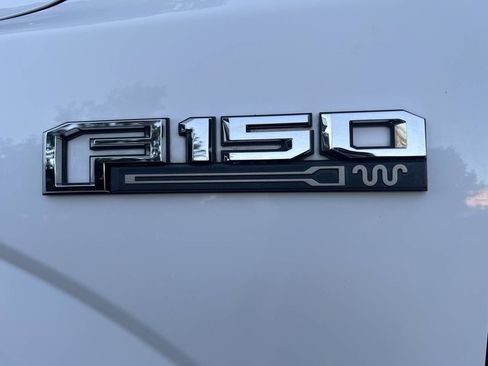 Used 2015 Ford F150 King Ranch w/ Equipment Group 601A Luxury AWD/4WD image 11