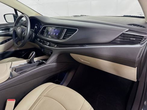 Used 2020 Buick Enclave Essence w/ Sound and Sites Package image 35