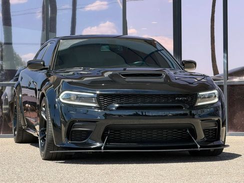 Used 2022 Dodge Charger SRT Hellcat w/ Harman/Kardon Audio Group RWD image 19