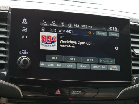 Used 2021 Honda Pilot Black Edition image 24