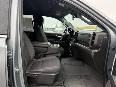 Used 2023 GMC Sierra 1500 SLE image 14