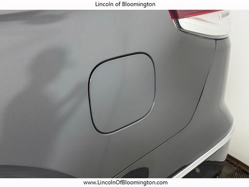 Used 2024 Lincoln Navigator L Black Label image 17