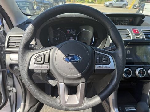 Used 2018 Subaru Forester 2.5i Premium AWD/4WD image 19