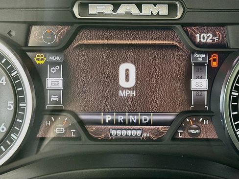 Used 2024 RAM 1500 Laramie AWD/4WD image 15