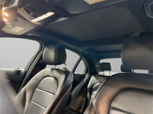 Used 2020 Mercedes-Benz C 300 4MATIC Sedan image 41