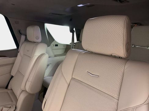 Used 2026 Cadillac Escalade Platinum Sport AWD/4WD image 34