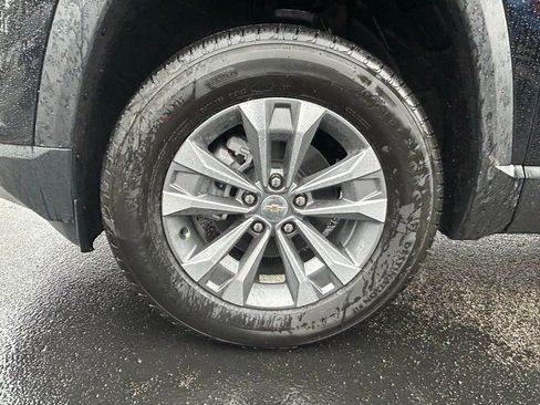 New 2026 Chevrolet Equinox LT w/ Convenience Package II FWD image 10