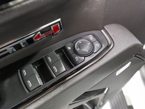 Used 2023 GMC Sierra 1500 AT4 w/ AT4 Preferred Package AWD/4WD image 16
