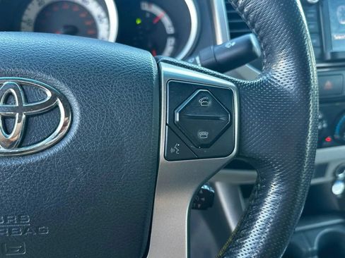 Used 2015 Toyota Tacoma PreRunner w/ SR5 Package RWD image 23