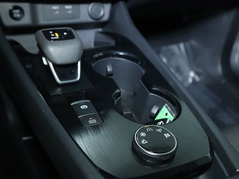 Certified 2026 Nissan Rogue SV w/ Cold Weather Package image 27