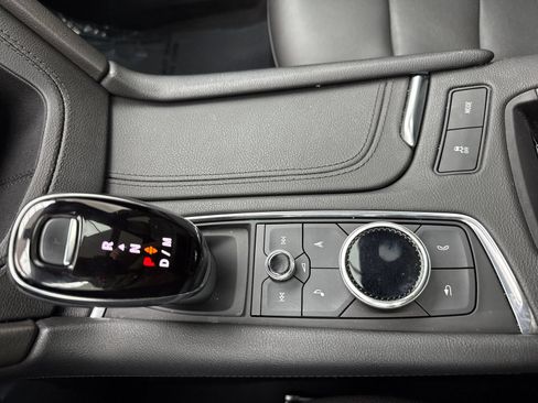 Used 2022 Cadillac XT5 Premium Luxury AWD/4WD image 31