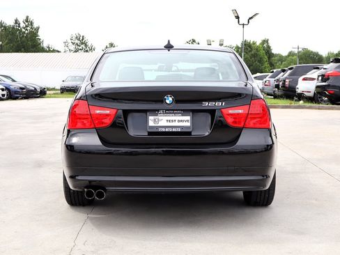 Used 2011 BMW 328i Sedan RWD image 6