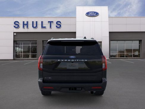 New 2025 Ford Expedition Active image 5