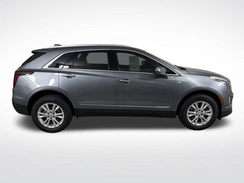 Used 2021 Cadillac XT5 Luxury FWD image 2