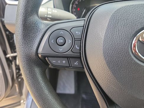 Certified 2025 Toyota RAV4 XLE FWD image 21