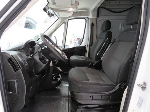 Used 2016 RAM ProMaster 2500 w/ Premium Appearance Group image 15