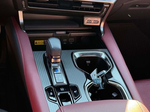 Used 2024 Lexus RX 500h F Sport w/ Convenience Package image 21