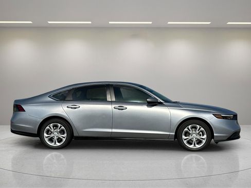 New 2026 Honda Accord LX image 2