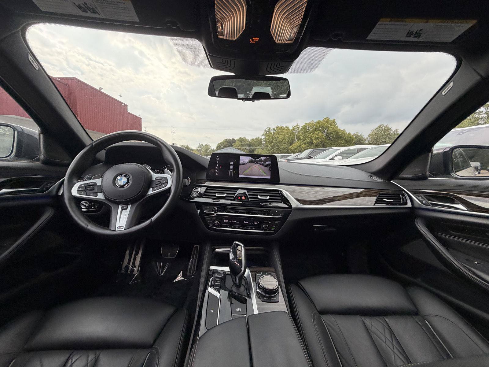 Used 2018 BMW M550i xDrive AWD/4WD image 28