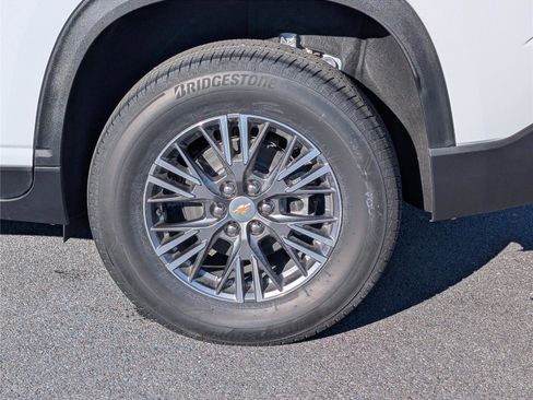 New 2026 Chevrolet Traverse LT image 5