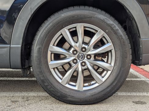 Used 2019 MAZDA CX-9 Touring image 31