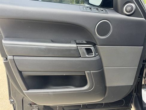 Used 2016 Land Rover Range Rover Sport HSE image 13