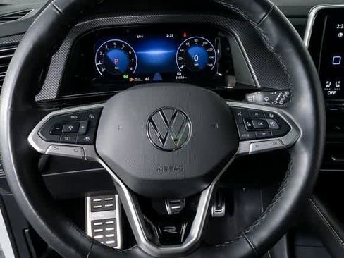 Used 2025 Volkswagen Atlas Cross Sport SEL Premium R-Line image 7