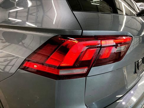 Used 2024 Volkswagen Tiguan S image 31