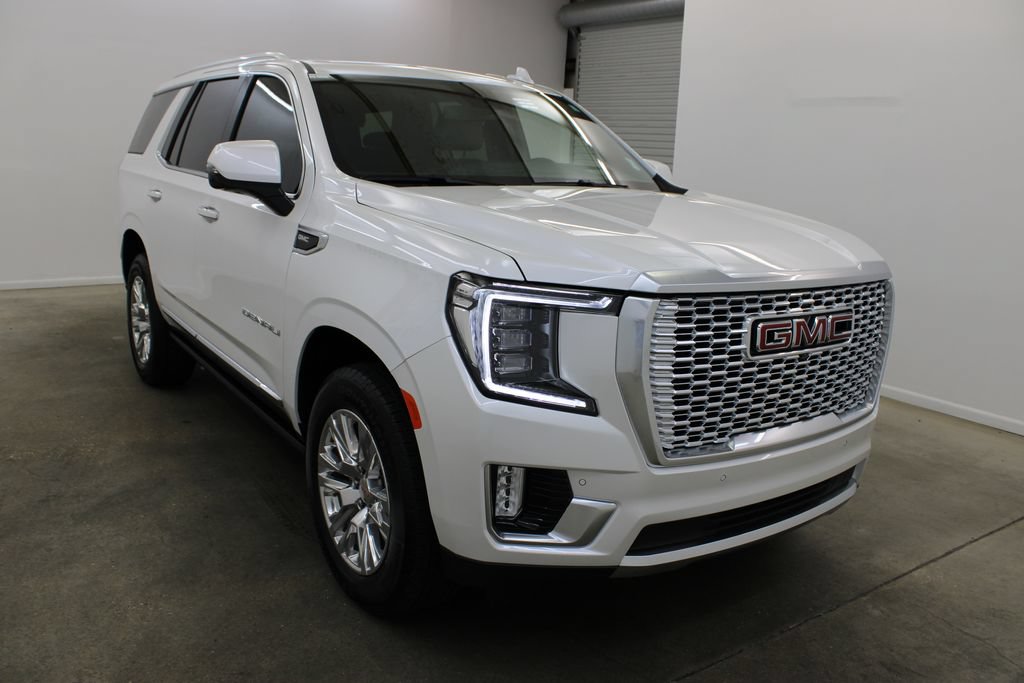 Used 2024 GMC Yukon Denali AWD/4WD image 6