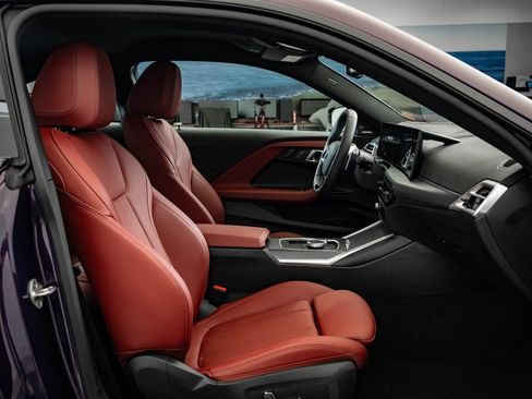 Certified 2025 BMW 230i xDrive 230i xDrive w/ Premium Package image 23