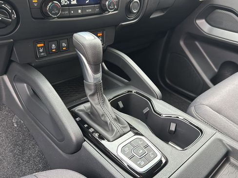 New 2026 Nissan Frontier SV w/ All-Weather Content Package image 25