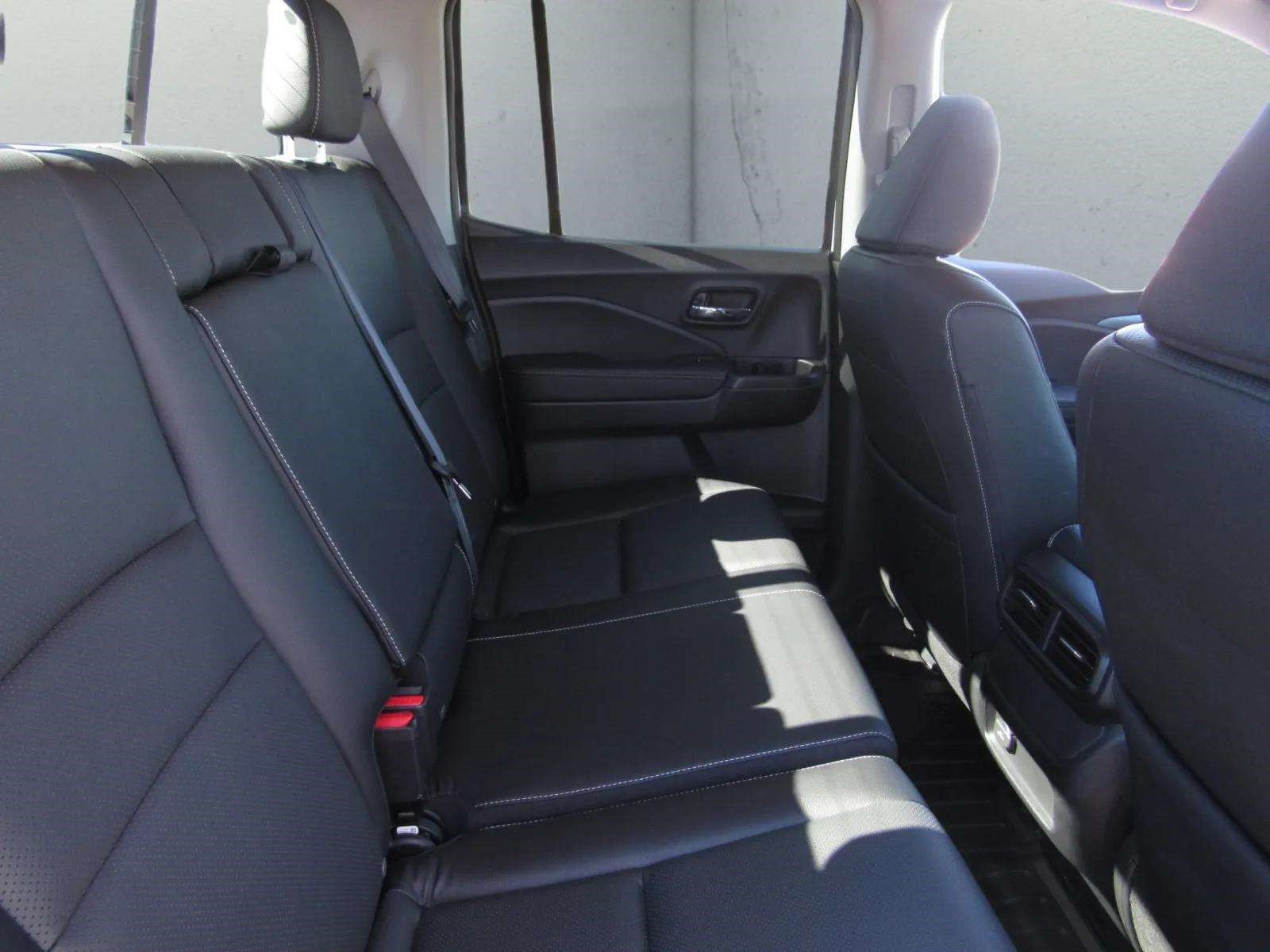 Certified 2025 Honda Ridgeline RTL image 12