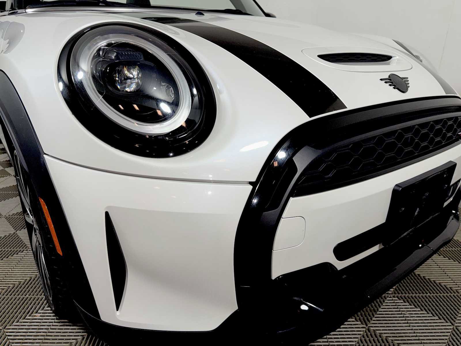 Used 2024 MINI Cooper S FWD image 24