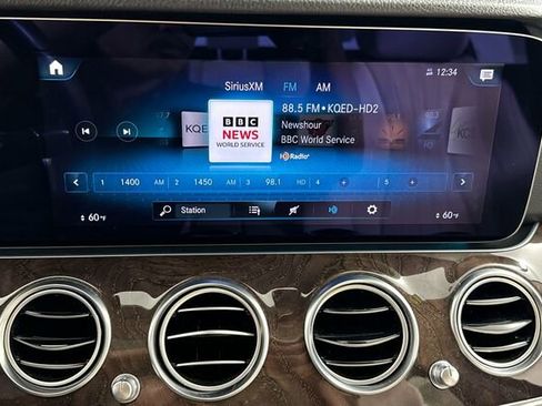 Used 2021 Mercedes-Benz E 350 Sedan image 21