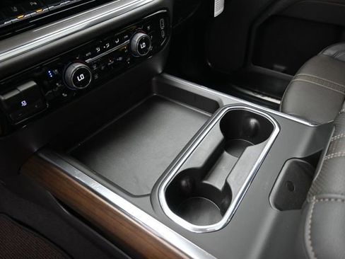 New 2025 Chevrolet Silverado 2500 High Country w/ High Country Premium Package AWD/4WD image 32