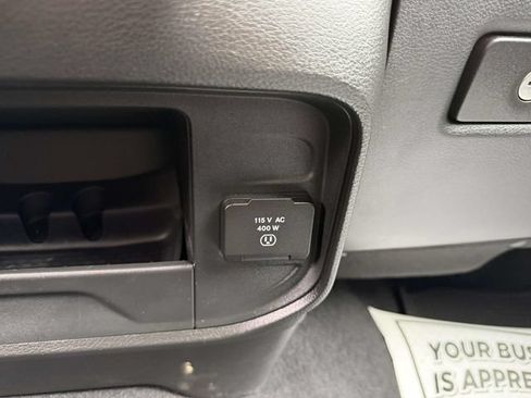 Used 2026 RAM 2500 Laramie AWD/4WD image 24