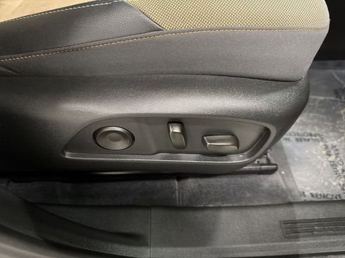 Certified 2026 Chevrolet Equinox ACTIV w/ Convenience Package III image 19