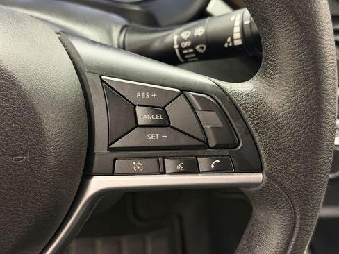 Used 2023 Nissan Altima 2.5 SV AWD/4WD image 24