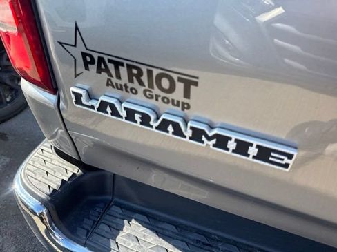 Used 2019 RAM 1500 Laramie AWD/4WD image 7