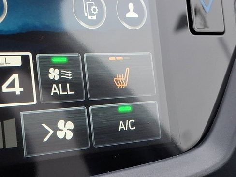 New 2025 Subaru Forester Limited image 17