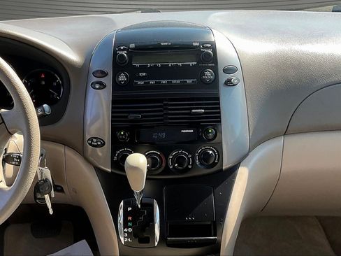 Used 2008 Toyota Sienna LE FWD image 9