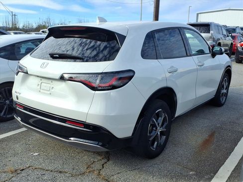 Certified 2023 Honda HR-V EX-L image 4