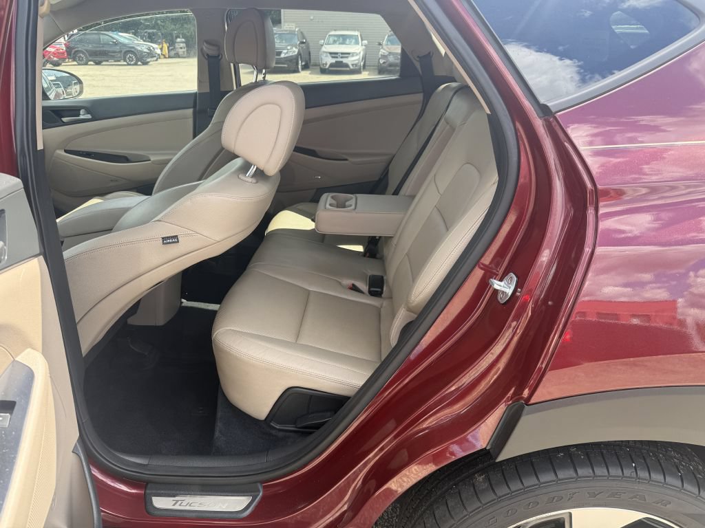 Used 2018 Hyundai Tucson Limited AWD/4WD image 14