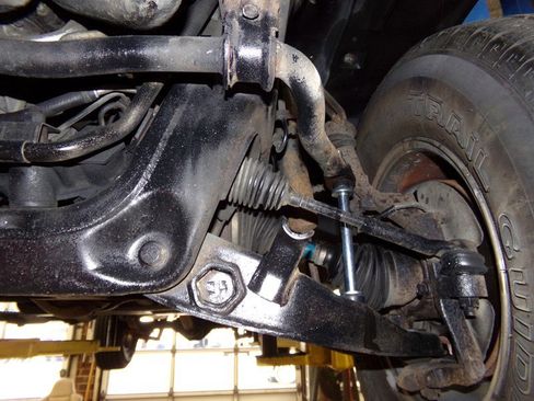 Used 2004 Ford Explorer Sport Trac XLT image 88