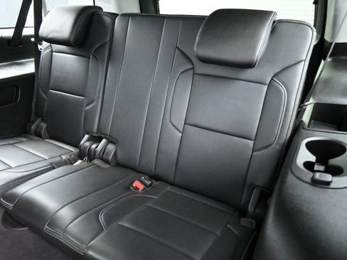 Used 2020 GMC Yukon XL Denali image 20