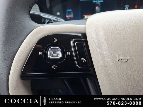 Certified 2023 Lincoln Corsair AWD image 21