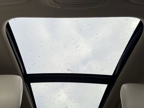 Used 2019 Lincoln Nautilus Reserve image 17