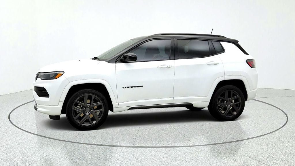 Used 2024 Jeep Compass Limited w/ High Altitude Package AWD/4WD image 8